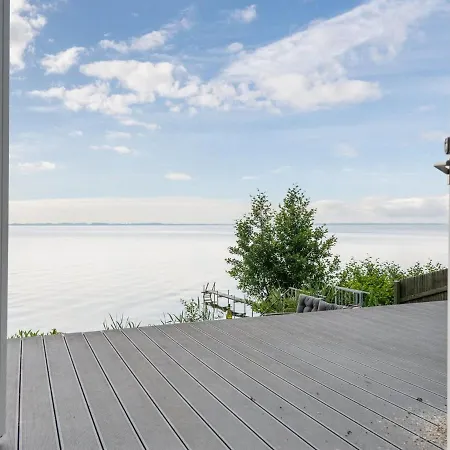 Holiday home Holiday Awild - 10m From The Sea In Funen By Interhome *